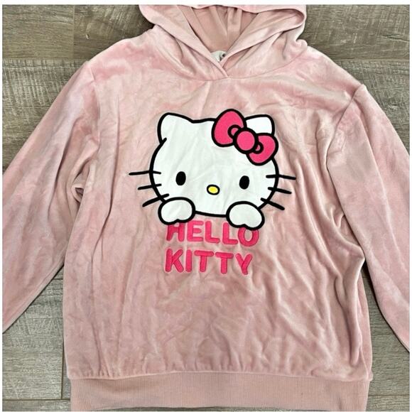 Hello Kitty Sanrio x H&M Pink Velour Girls Set - Picture 12 of 14